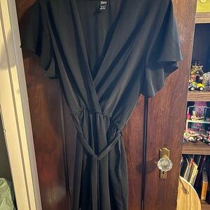 SHEIN Classic Black Garment